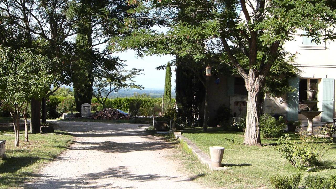 Le Mas Du Lac Saint-Rémy-de-Provence Buitenkant foto